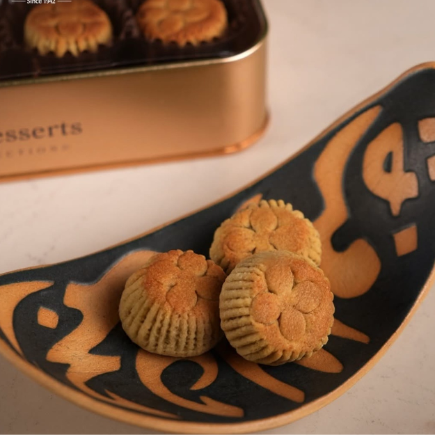 Ma'amoul Dates with Anise small