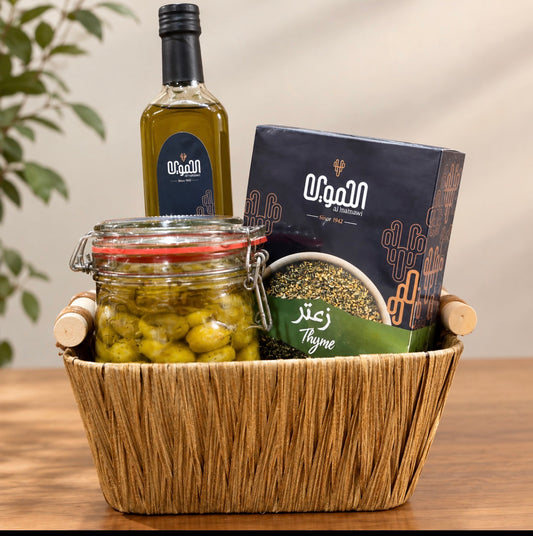 A distinctive and elegant gift basket (Olive oil, thyme, and grilled olives)