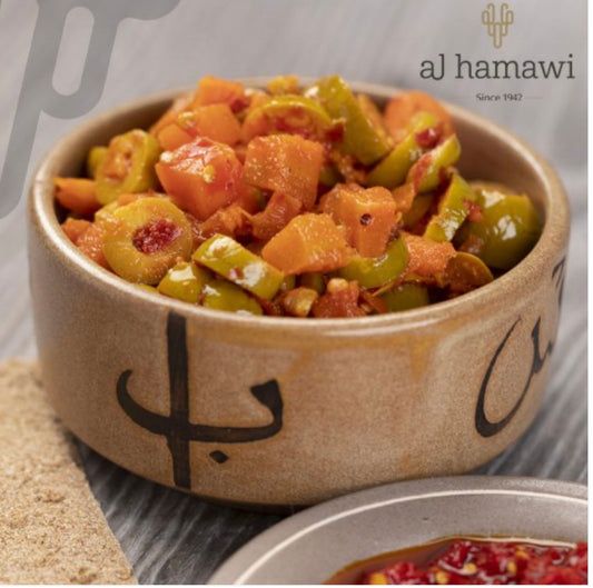 Green olive salad with chili